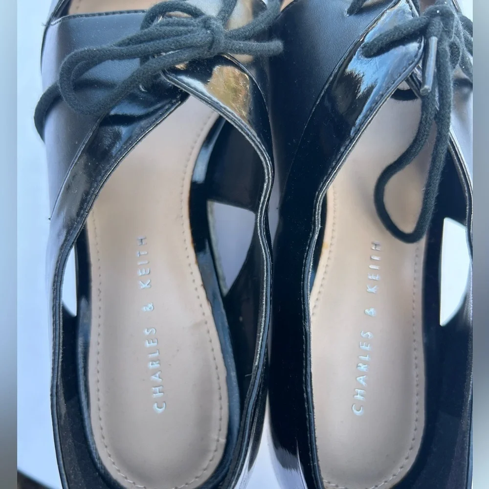 Charles & Keith Platform lace up patent shoes 37 or 7
